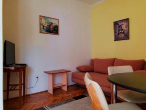 One-Bedroom Apartment with Terrace and Sea View room in Apartments by the sea Silo Krk - 18755