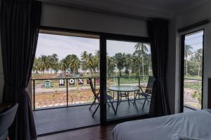 Roxy Sematan Canopy Villa Hotel In Sematan Easy Online Booking