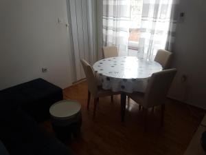 Apartment Jazine