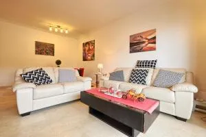 beach and town centre at your doorstep - San Pedro de Alcántara