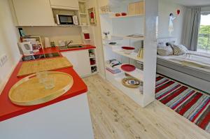 fewo1846 - FlensView - komfortables Studioapartment mit Balkon und Hafenblick