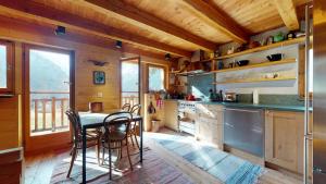 Idyllic chalet in Evolène, with view on the Dent Blanche and the mountains