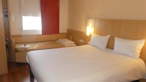 Hotels ibis Istres Trigance : photos des chambres