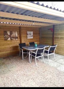 Cozy chalet in Opmeer near Amsterdam and Beach