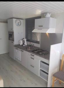 Cozy chalet in Opmeer near Amsterdam and Beach