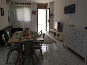 Ocean Breeze Apartment