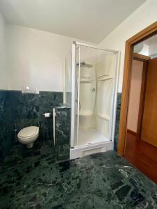 Double Room with Lake View