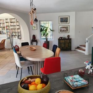 B&B / Chambres d'hotes Le Domaine des Muriers - charme, chic, calme en Provence Cote d'Azur : photos des chambres