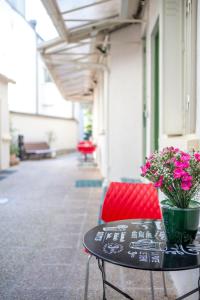 Hotels HOTEL DE PARIS MONTPARNASSE : photos des chambres