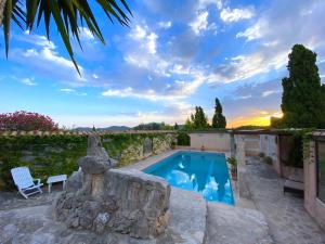 Stunning Individual Adult Only Apartment Manacor