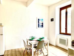 Appartements Just Like home in Carcassonne : photos des chambres