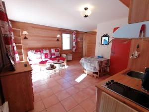 Appartements Hameau Pra Roustan by Godille : photos des chambres