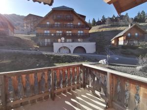 Appartements Hameau Pra Roustan by Godille : photos des chambres