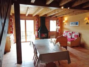 Appartements Hameau Pra Roustan by Godille : photos des chambres