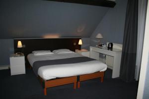 Hotels Le Troncais : photos des chambres