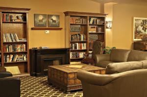 Grant Hall Hotel