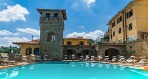 Junior Suite with Pool View