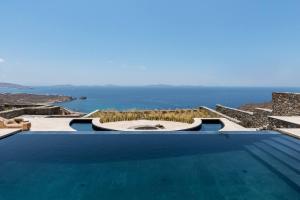 Breathtaking 5 bedroom villa with Private Pool Myconos Greece