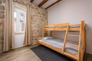 CENTER house with apartments