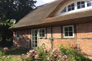 F-1081 Ferienwohnung Pfarrhof in Garz - Berglase