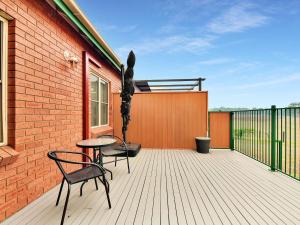 King 3 - close proximity to Bimbadgen and Hope Estate concerts