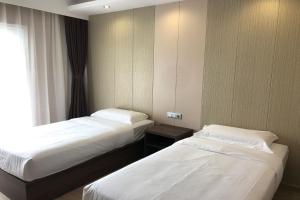 Twin Room room in OYO Hotel Nueva Europa
