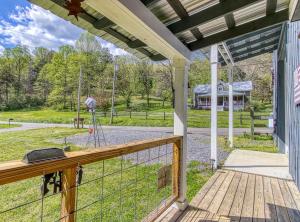 The Barn, Hot Tub, WIFI, 560 FREE tickets each paid day