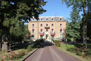 Hotels Logis Hotel & Restaurant - Le Manoir de Sauvegrain : photos des chambres