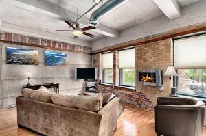 Two-Bedroom Apartment room in Colby Loft