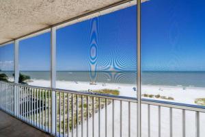 Two-Bedroom Apartment room in Gateway Villas by Coastal Vacation Properties