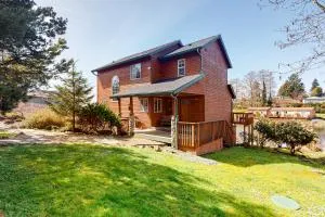 Chill Side Lake House - Otis