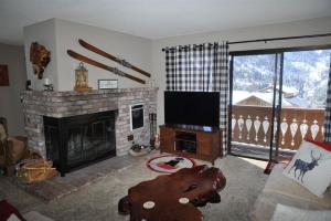 Two-Bedroom Condo room in Interlaken #8 - 2BR/2BA - Lake View