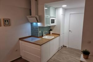 Precioso apartamento 1ª linea de playa Getares