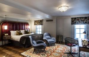 Studio Suite room in The Bloomsbury Hotel