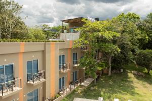 hotel natural hills by handr