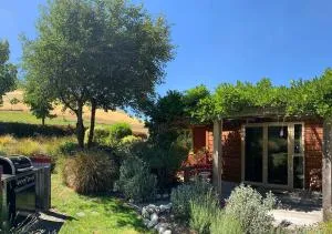 伯恩小屋乡村民宿 - 亚历山德拉