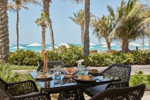 Jumeirah Beach Road, Madinat Jumeirah Resort, Al Sufouh, Dubai, United Arab Emirates.