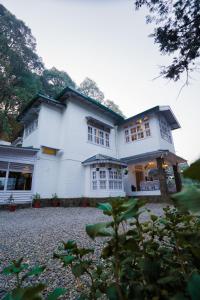 Bhikampur Lodge By Nine Hotels