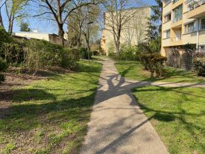 Maisons d'hotes Chambre (Pluton) - Proche gare TGV et PARIS : photos des chambres