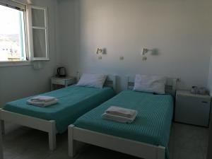 Aliki Panorama Rooms Paros Greece