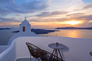 Aroma Suites Santorini Greece