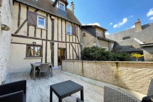 Maisons de vacances Lodge Le Chaland - charm and greenery on the banks of the Loire : photos des chambres