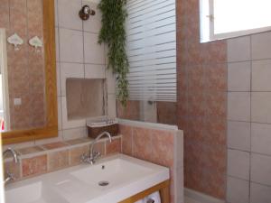 Sejours chez l'habitant Au Soleil Levant Homestay : photos des chambres