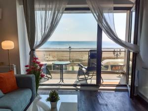 Tropical Sea view Promenada Mamaia Nord