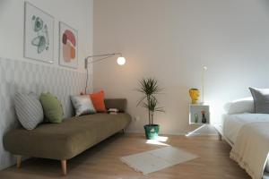 Modern 2Br Apartments - Full Kitchen - Schönbrunn Area - 15 Mins to City Center