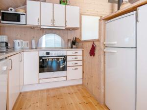 6 person holiday home in Ringkøbing