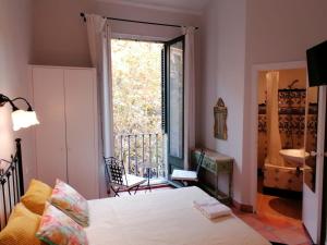 Casa Consell Gran Via, Guest House