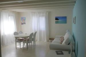 Chiqui luxury apartments Alonissos Greece