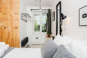 Modern Central 1BD Flat in Clerkenwell - sleeps 4!