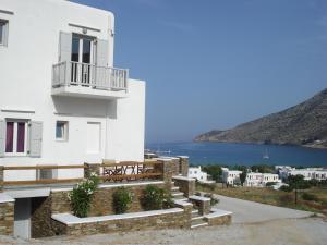 Efharis Sifnos Greece